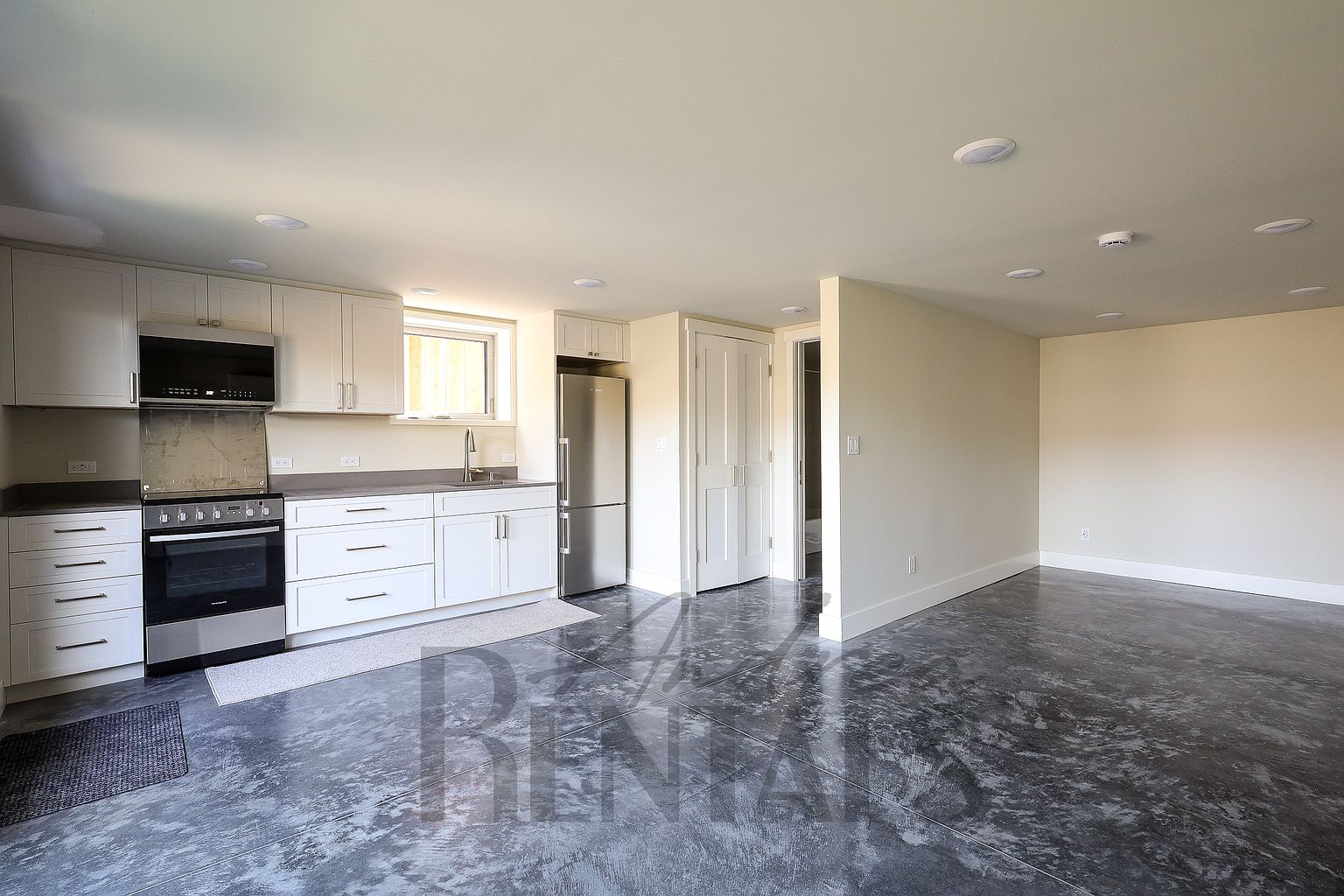 1608 Shasta St photo 4