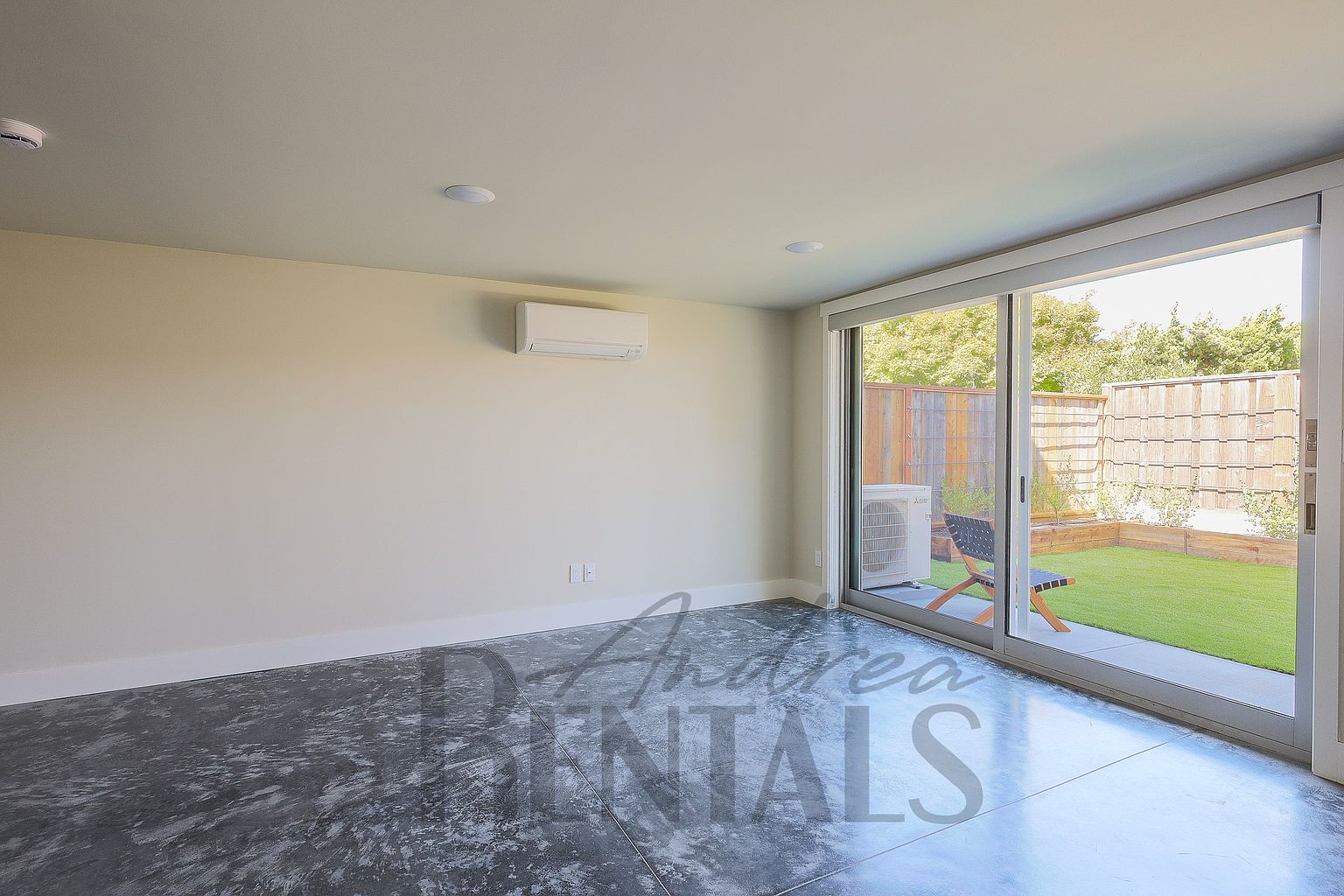1608 Shasta St photo 5