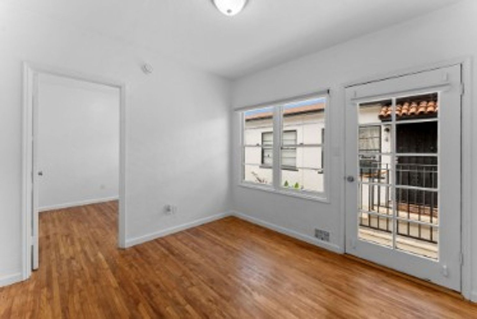 Prime Location On Adams Avenue: Modern Comfort Meets Historic Charm + Parking Included photo 3