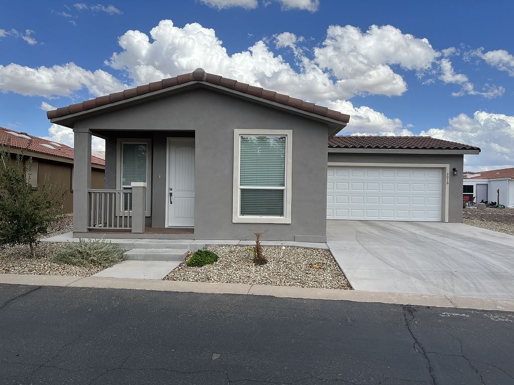 3301 S Goldfield Rd photo 4