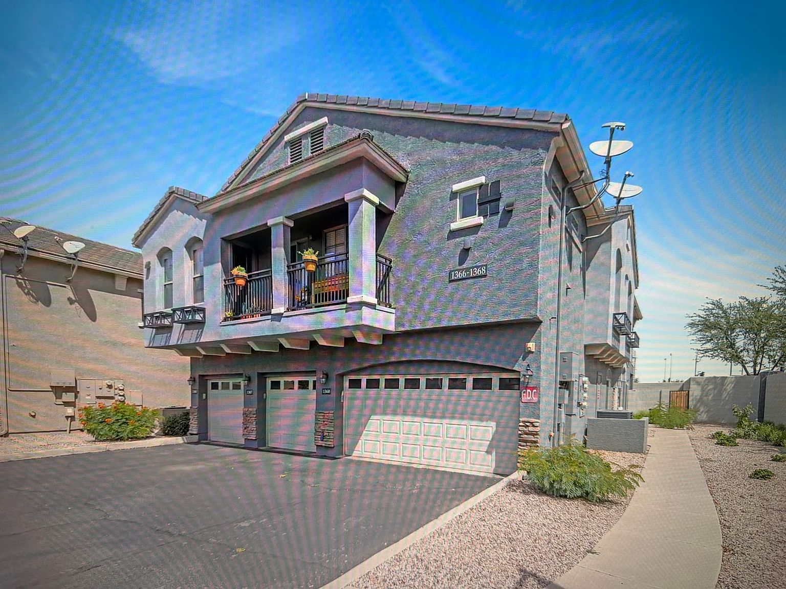 2 BD/2.5BA MESA TOWNHOME FOR RENT! photo 3