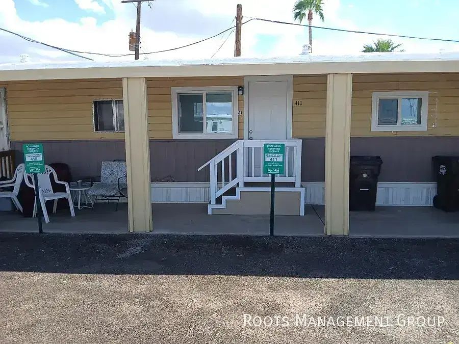 10540 E Apache Trl Lot 438 photo 2
