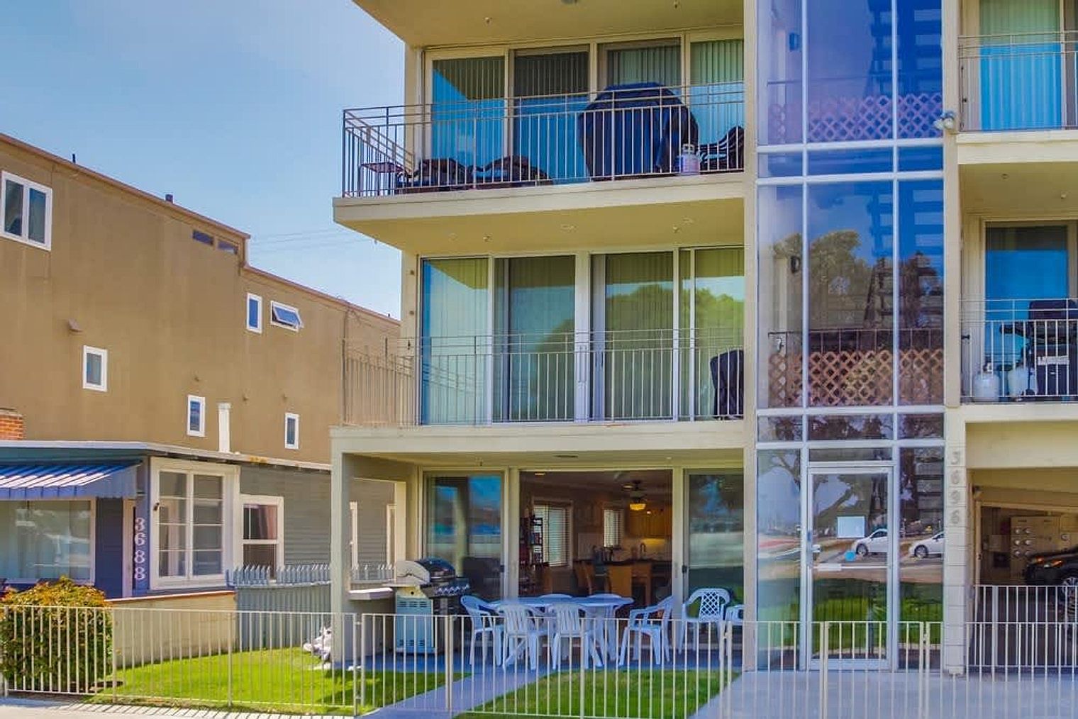 3696 Bayside Walk photo 4