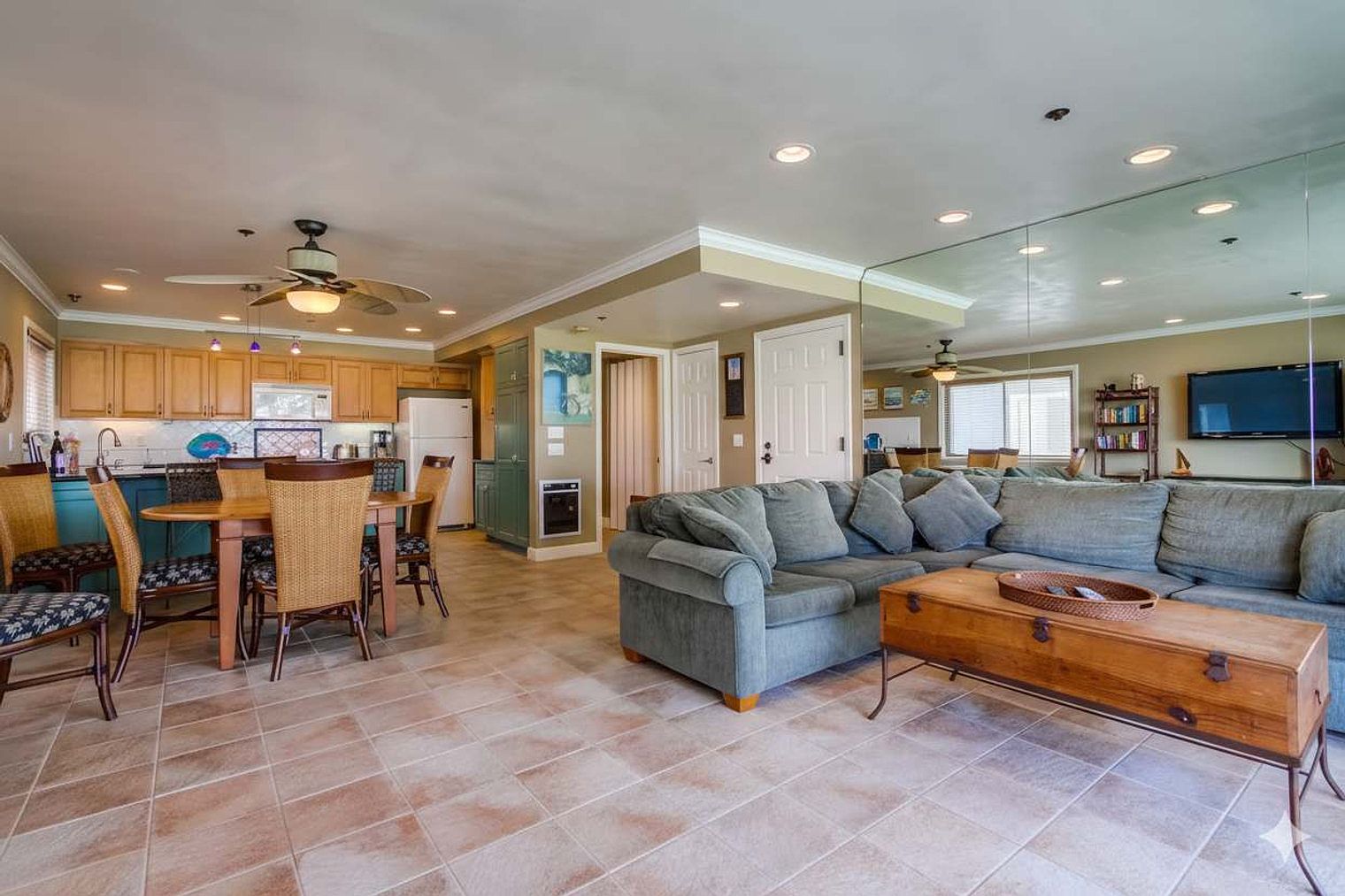 3696 Bayside Walk photo 2