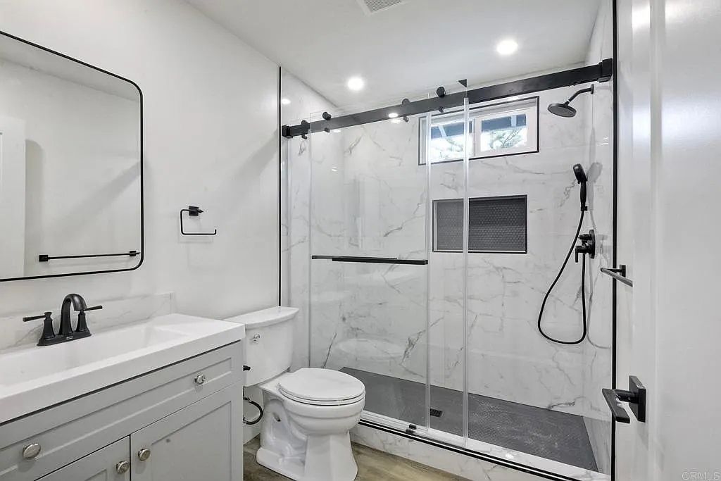 162 Terracina Way photo 4