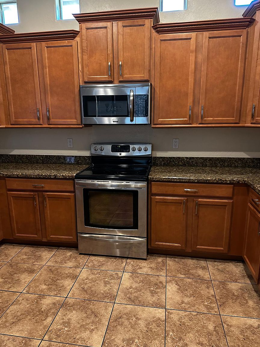 3989 W Founder Cir photo 4