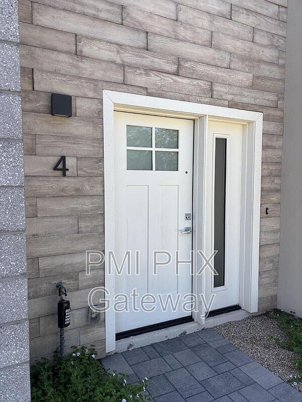 430 W 7th St Tempe, AZ 85281 photo 2