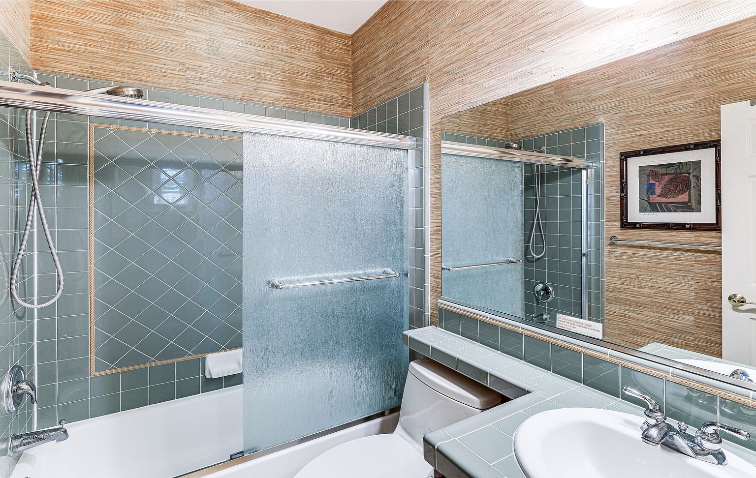 7122 Sherbourne Ln photo 5