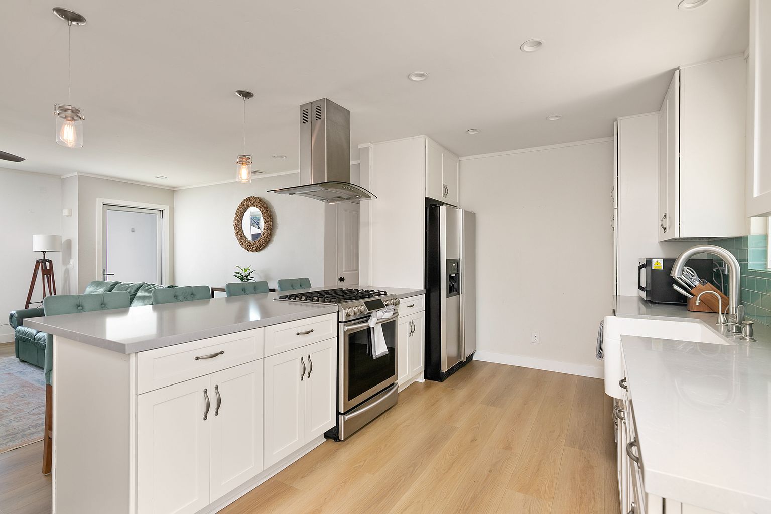 1125-23 Balour Dr photo 5