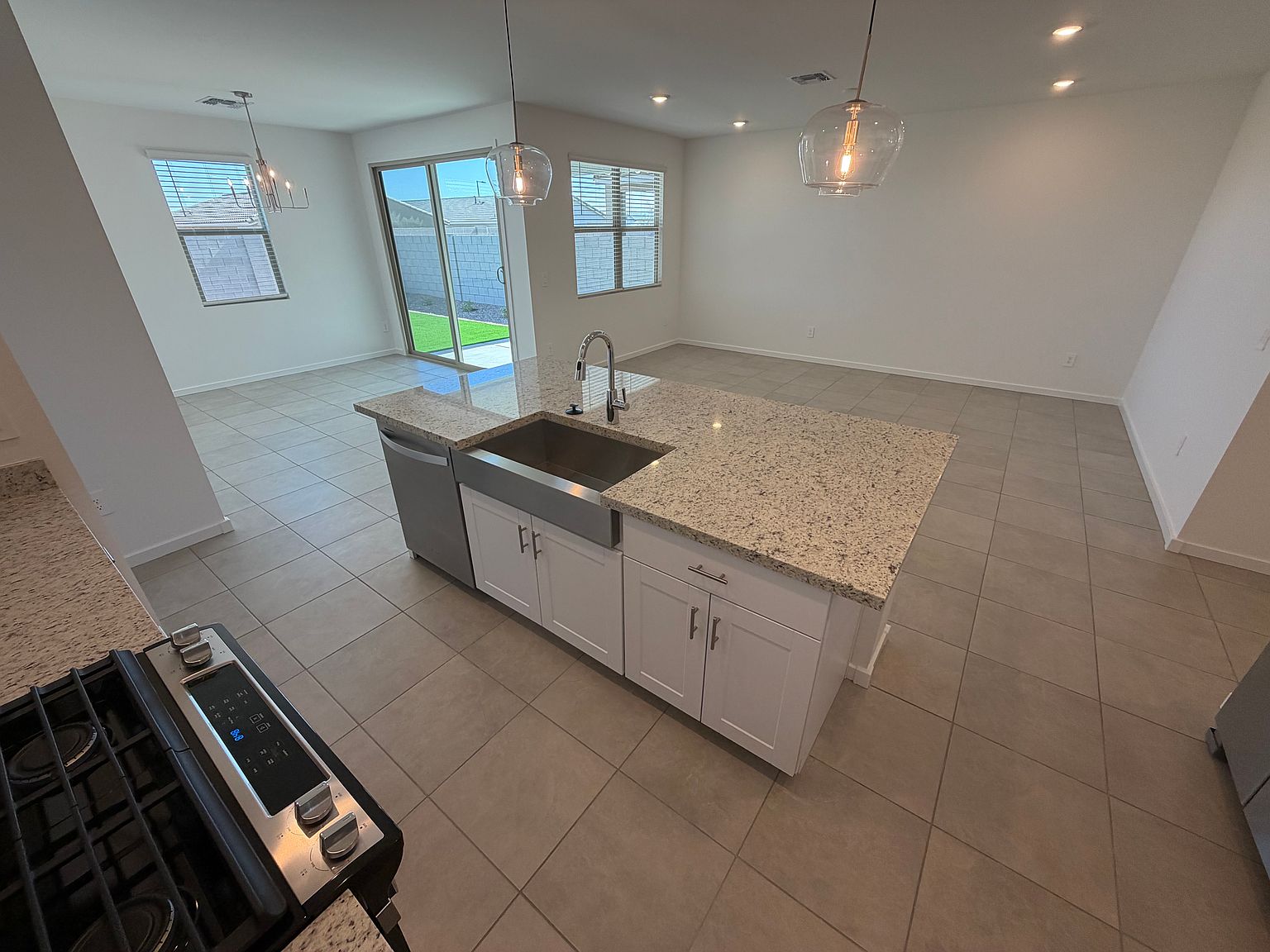 4158 W Erik Ln photo 4