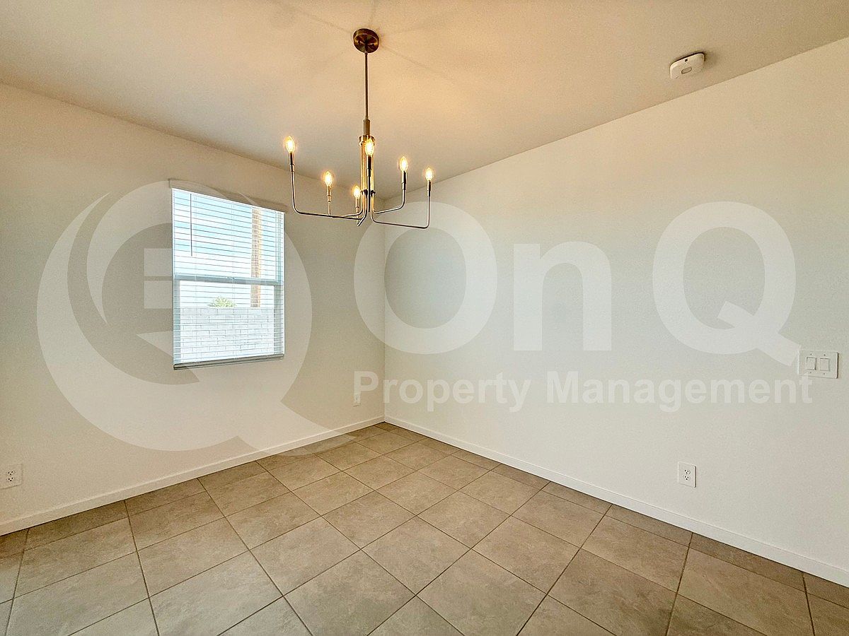 7489 E Cozy Cottage Ln Queen Creek, AZ 85143 photo 4