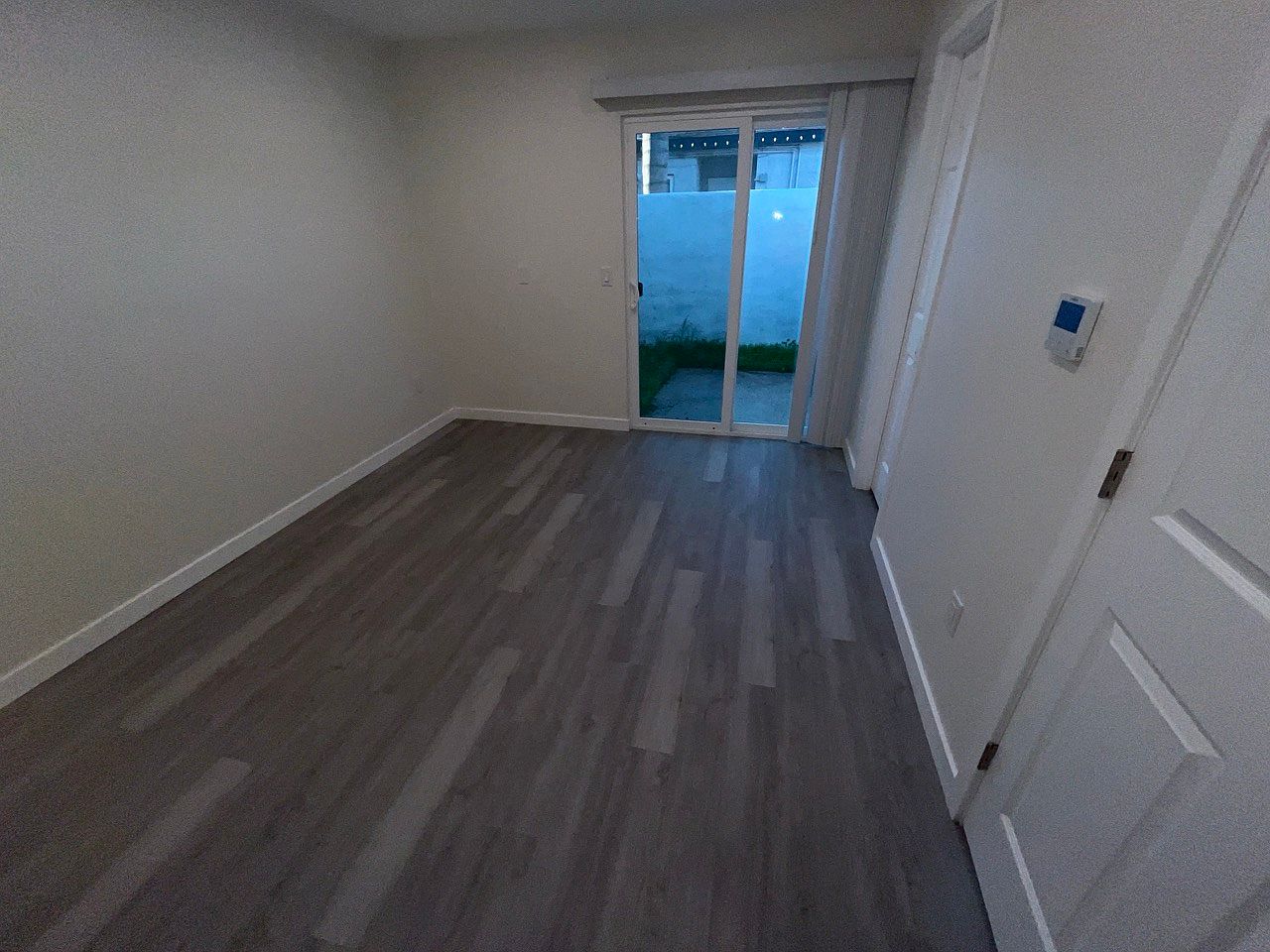 1875 Julian Ave photo 4