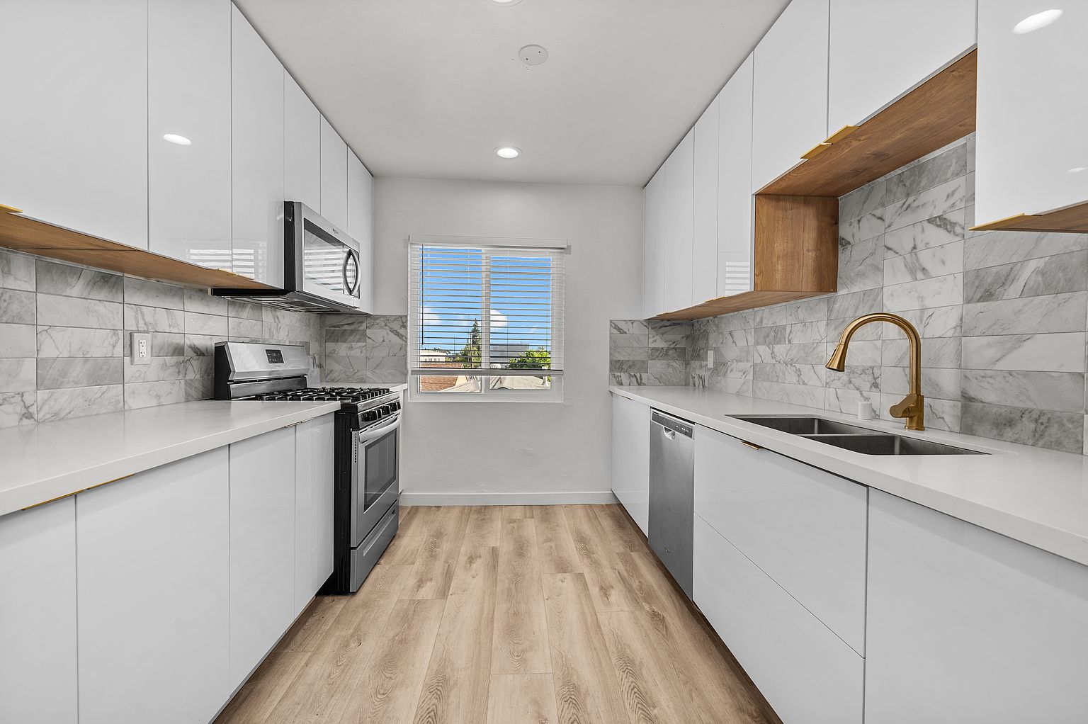 4133 Wabash Ave photo 3
