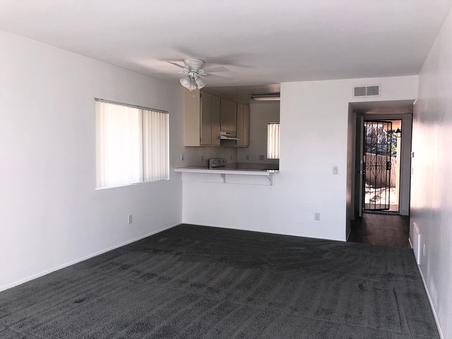 2-8557 Lemon Ave photo 2