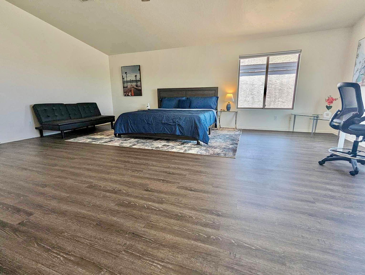 11136 W Campbell Ave photo 2
