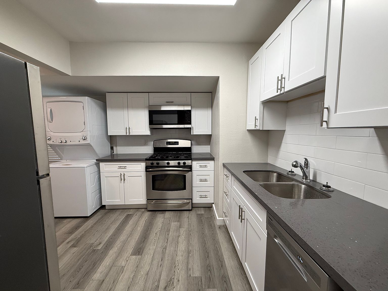 1509 E Roosevelt St unit 1509-04 photo 5