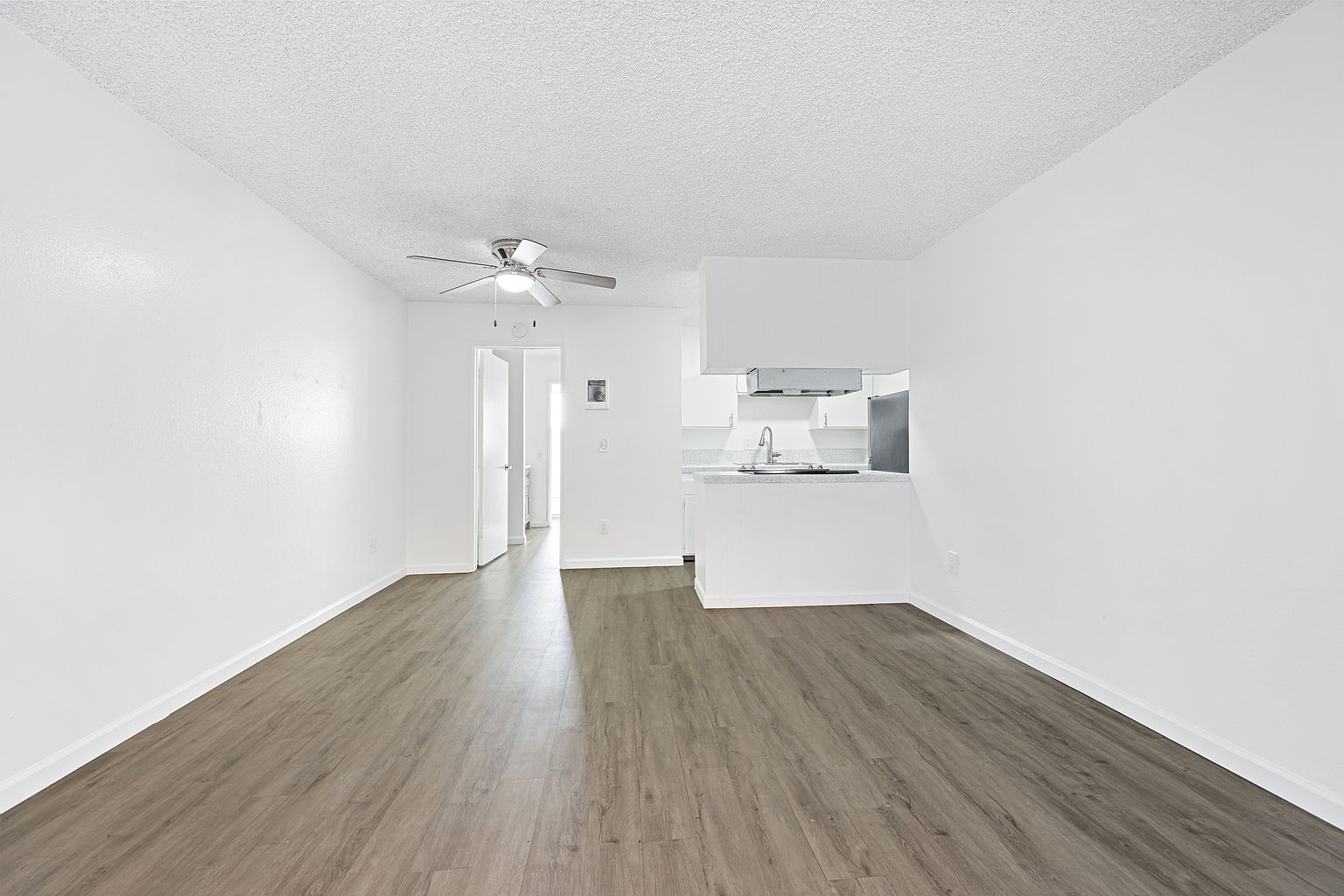 2708 Mission Village Dr photo 2