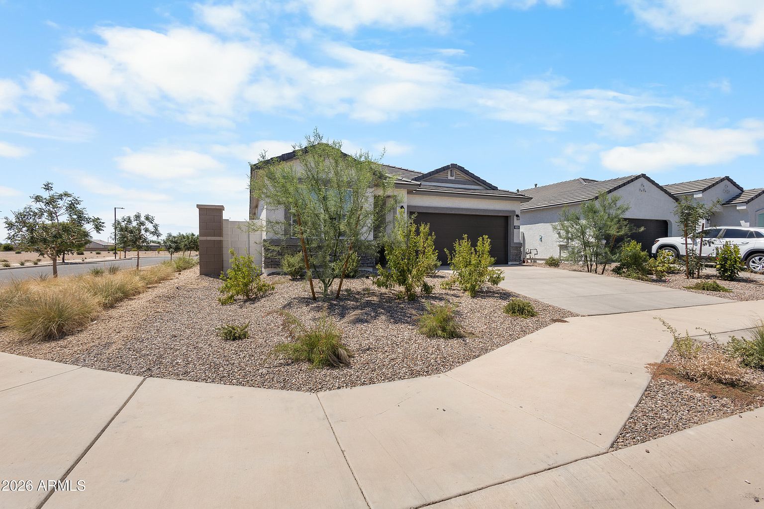 18351 W Hackamore Dr photo 4