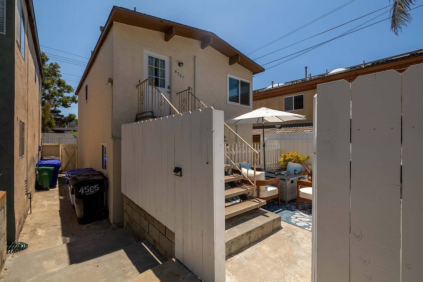 4587 Saratoga Ave photo 5