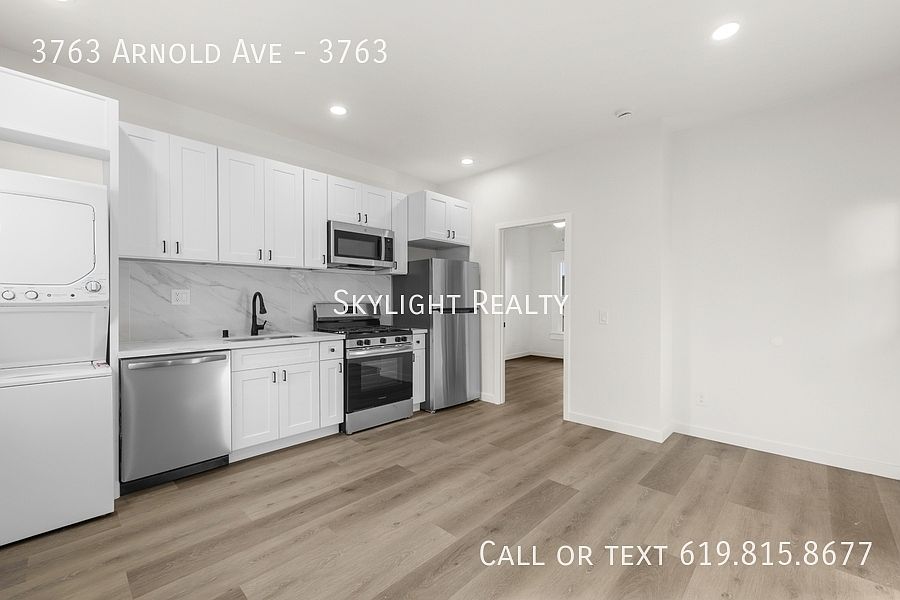 3763 Arnold Ave photo 4