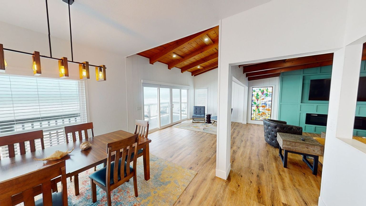 1480 Seacoast Dr photo 2