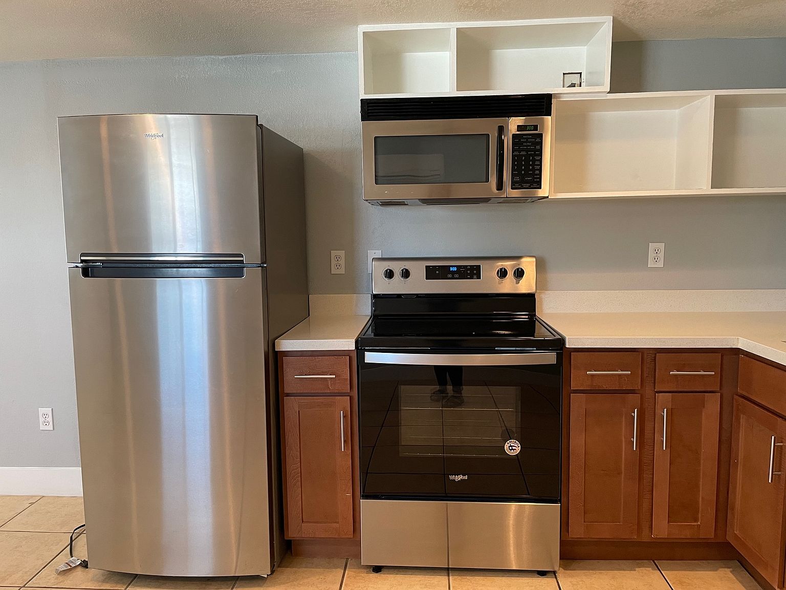 1050 E Fairmount Ave unit # 10 photo 5