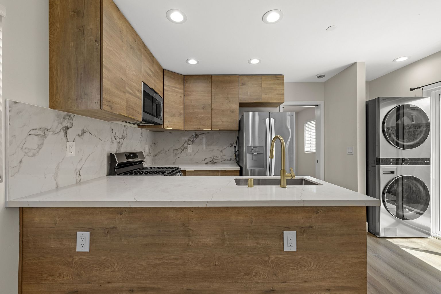 4436 Wilson Ave photo 5