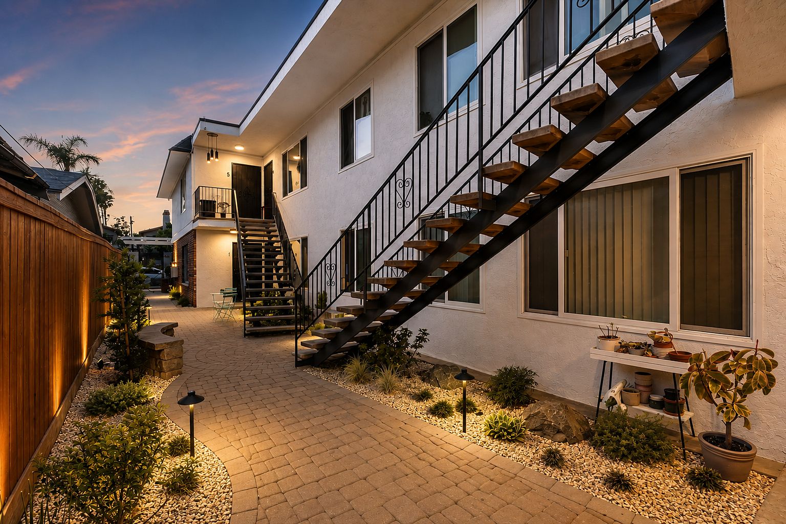 1 beds  1.0 baths (519 sqft) photo 3