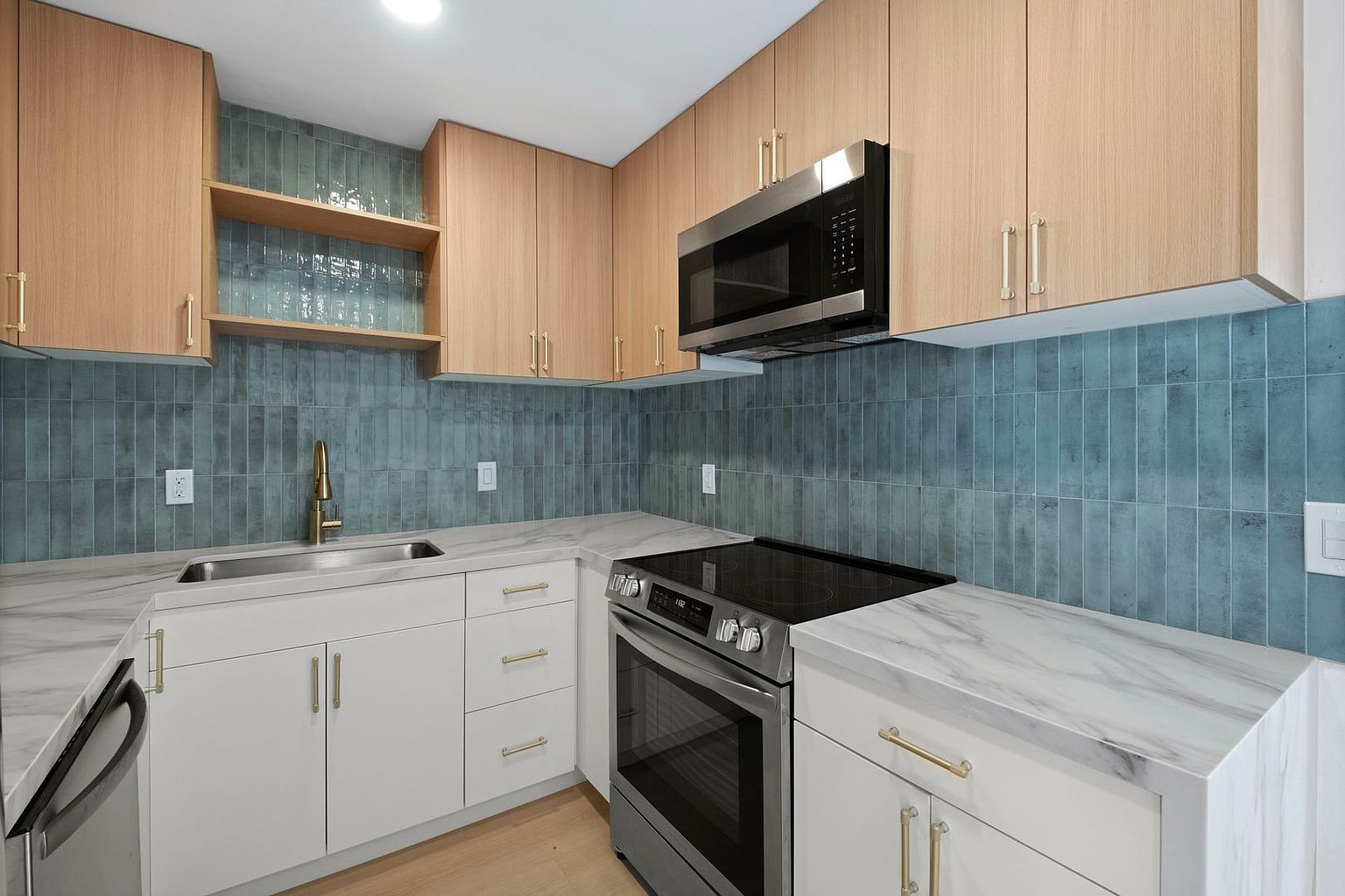 1 beds  1.0 baths (519 sqft) photo 4