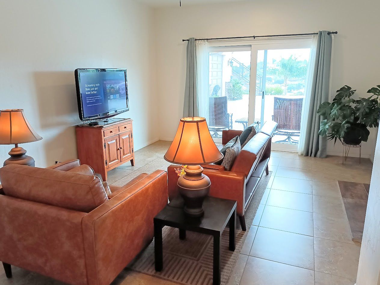 1620 1/4 York Dr photo 3