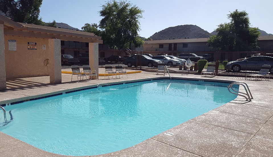 Foothills Court Apartments photo 5
