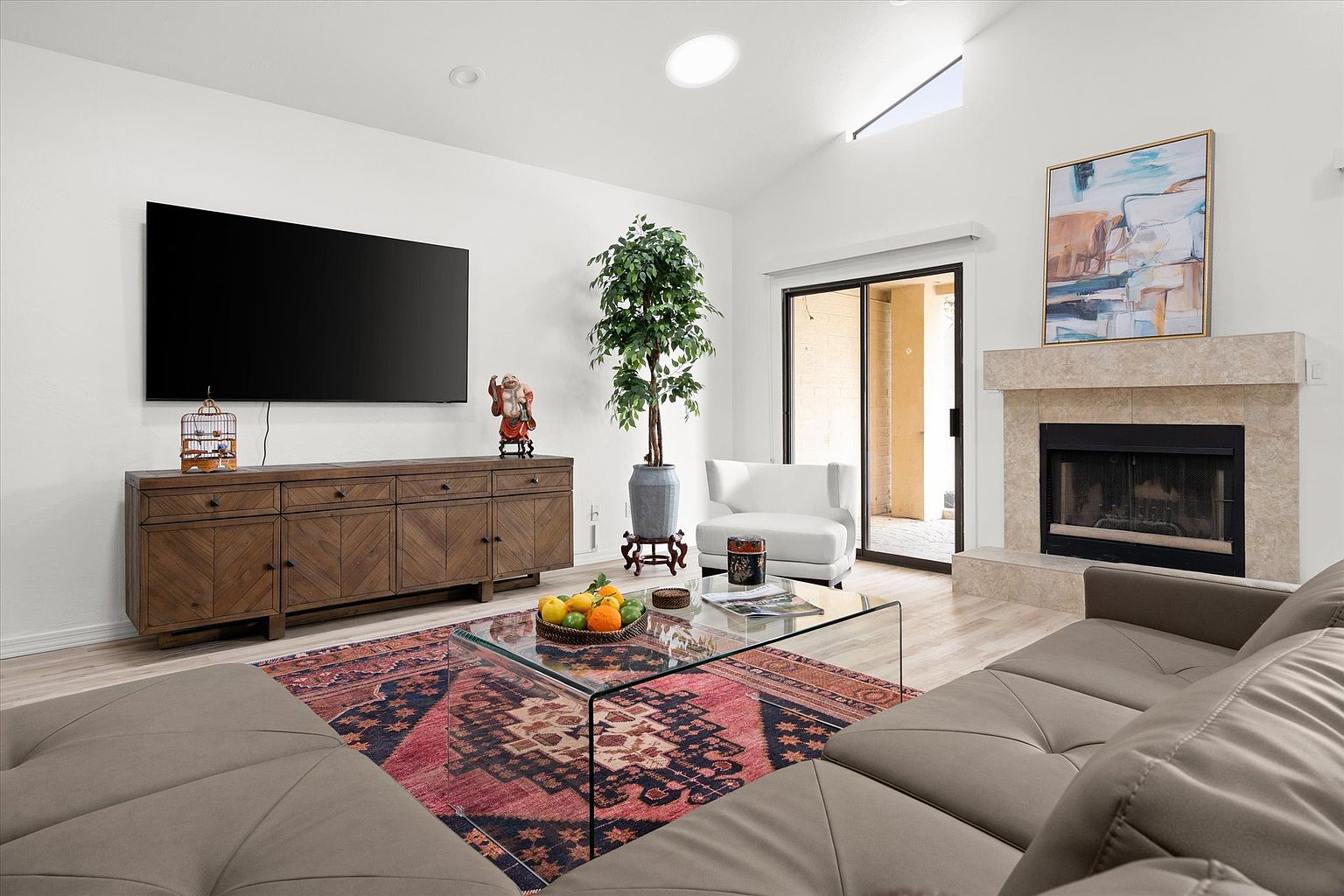 8844 E San Rafael Dr photo 3