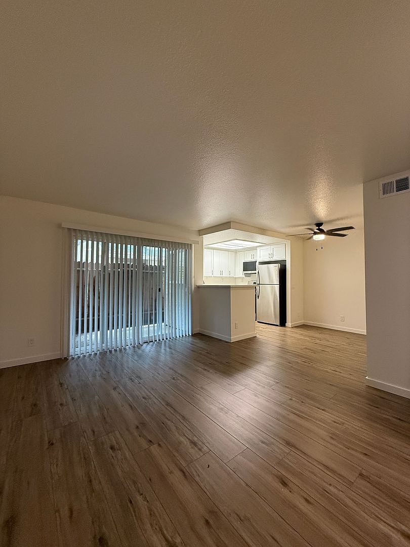1 br / 1.0 ba, $0 photo 4