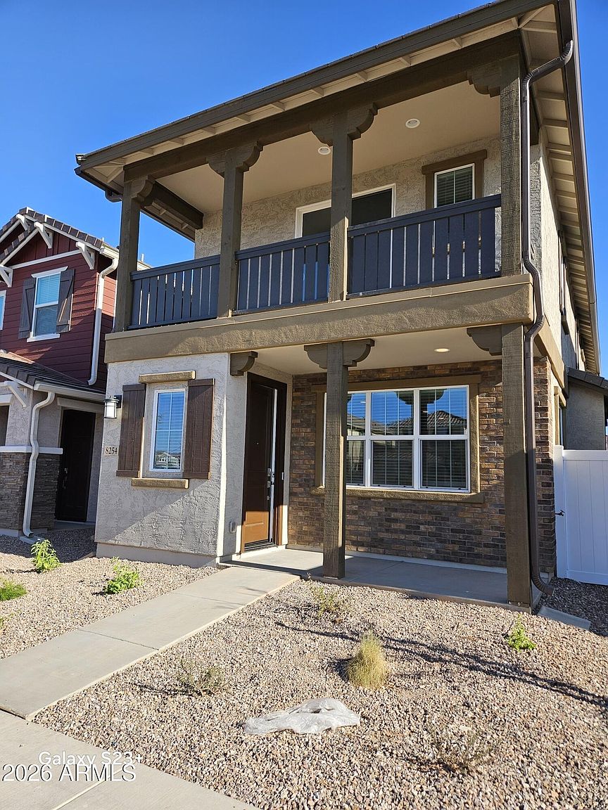 8254 E Prairie Ave photo 2