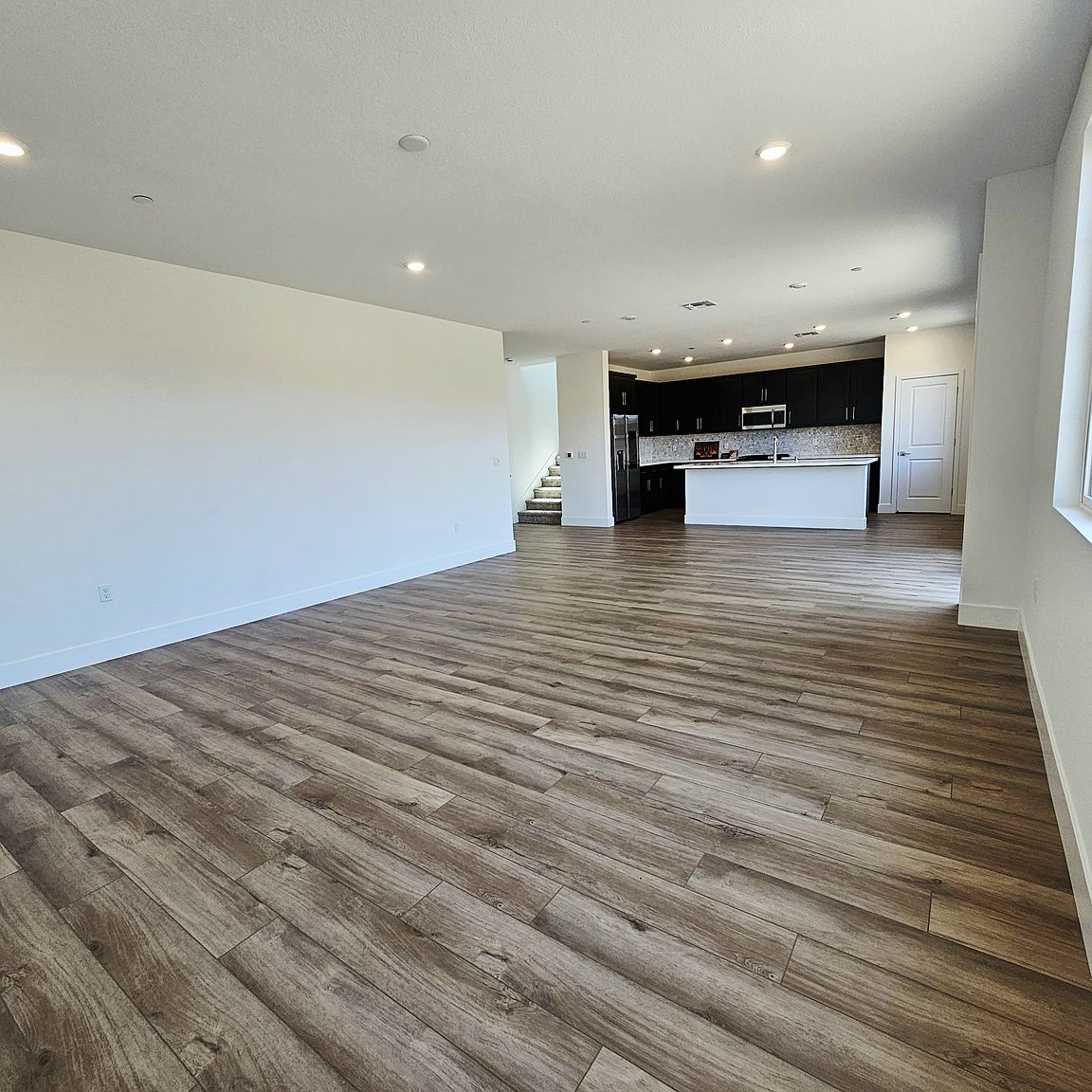 2616 Beckett St photo 4