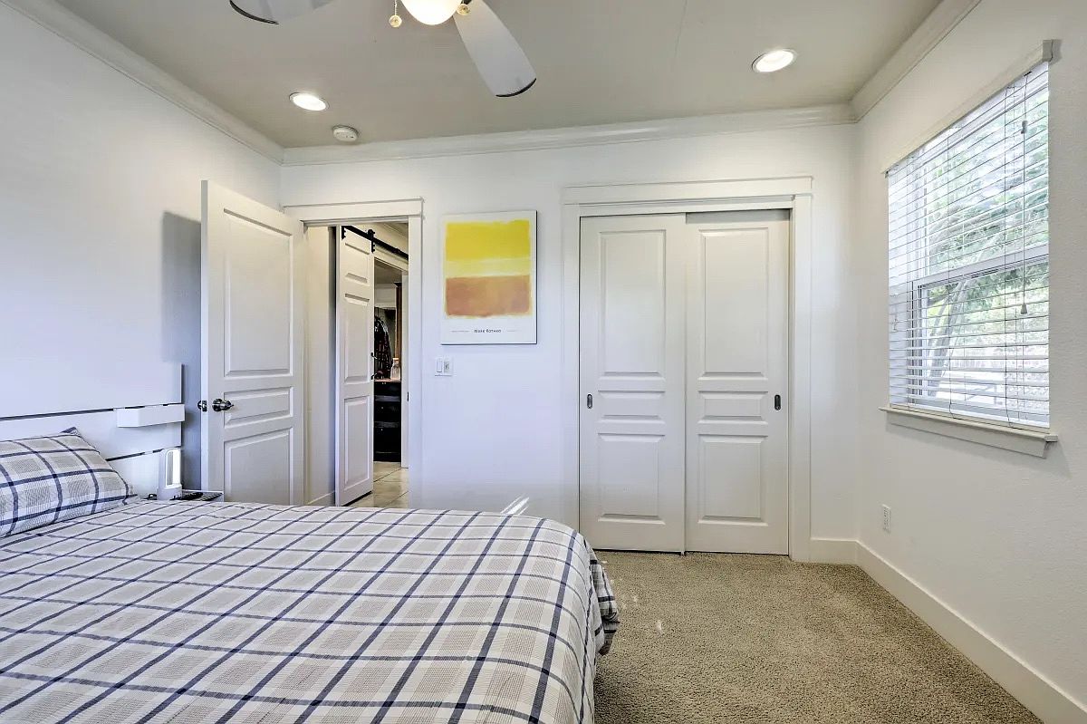 515 Mountain View Ave Petaluma, CA 94952 photo 5