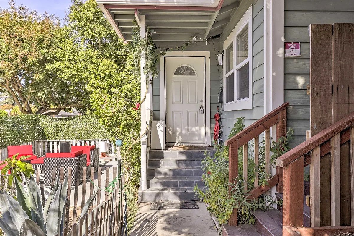 515 Mountain View Ave Petaluma, CA 94952 photo 2
