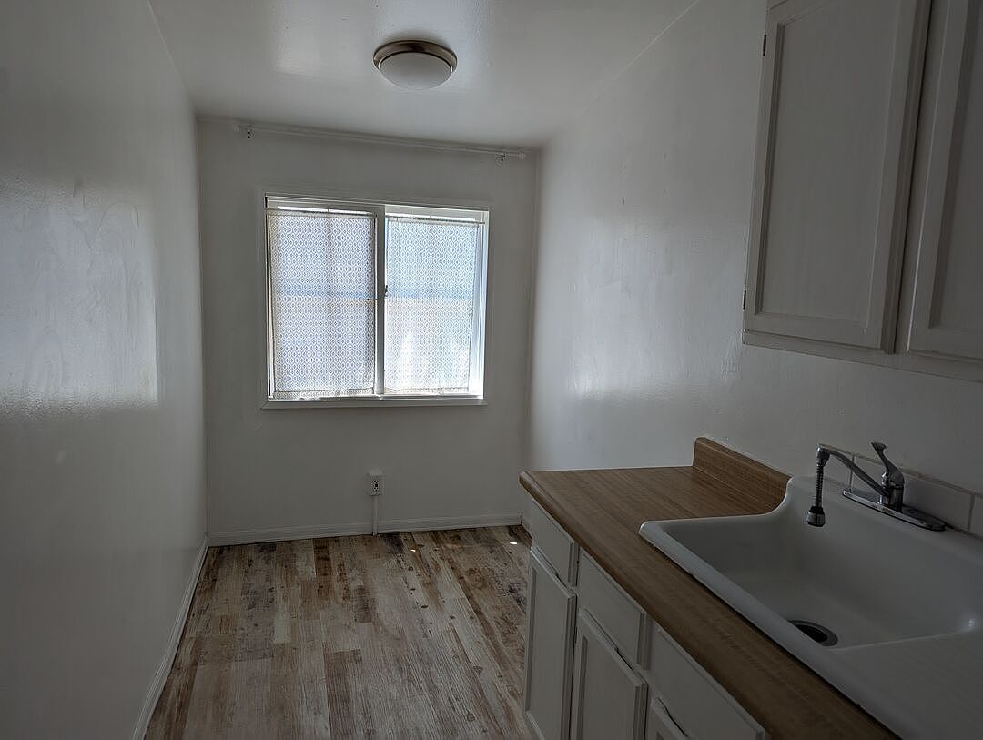 4474 Maryland St photo 4