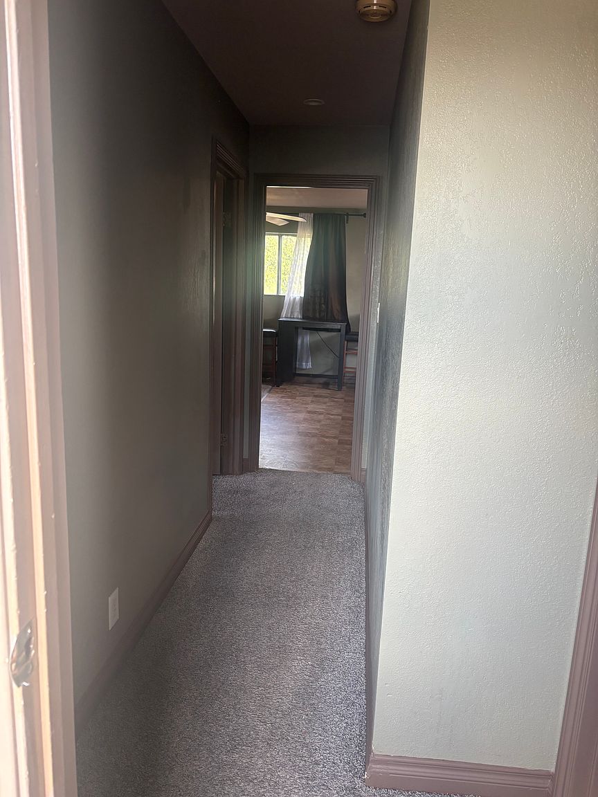 1402 Canterbury Dr Unit B Rentals photo 4