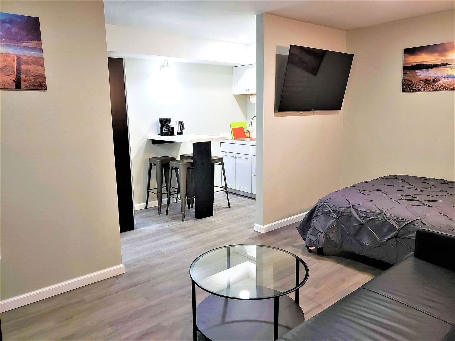 4646 Home Ave photo 2