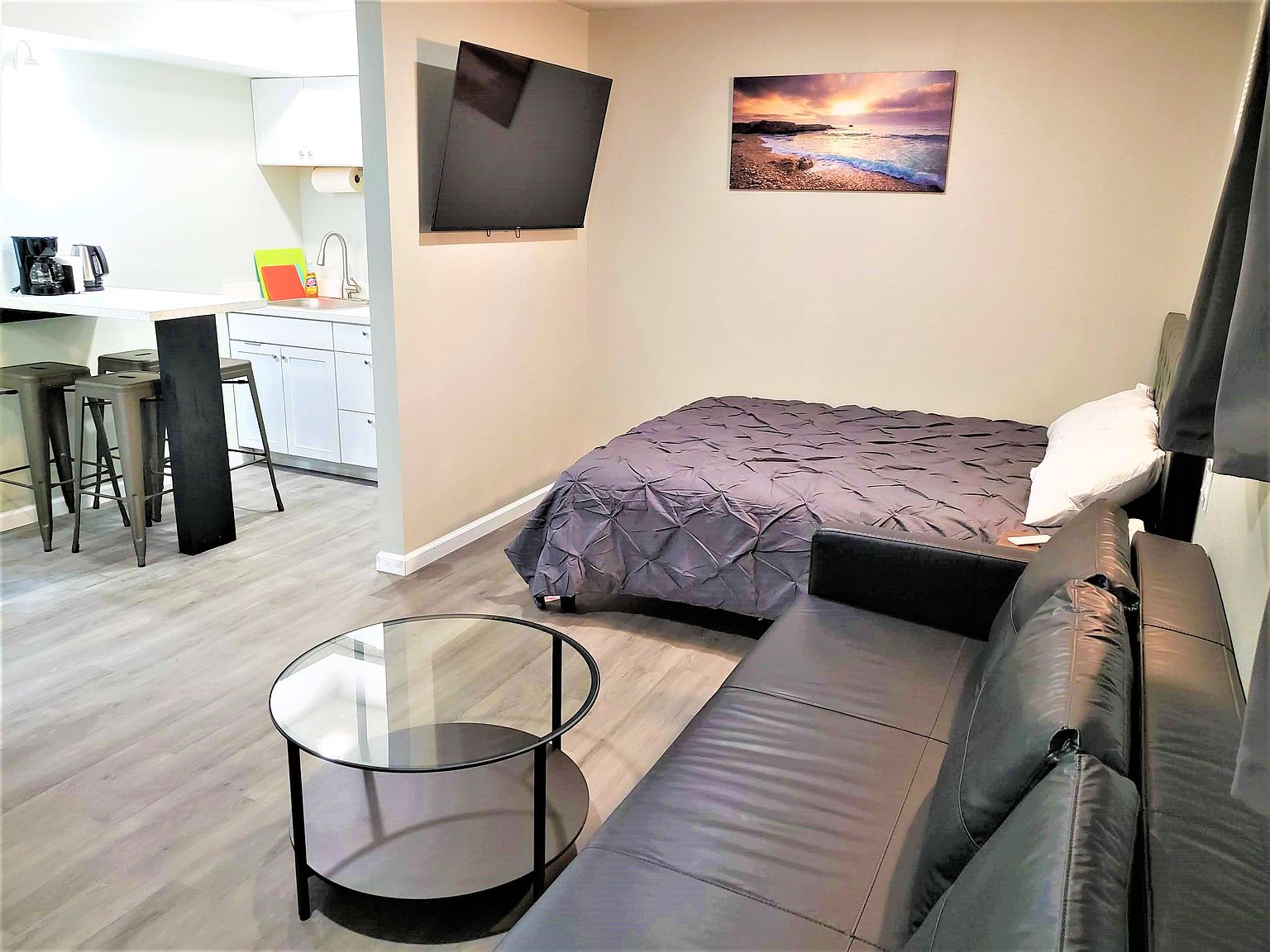4646 Home Ave photo 3