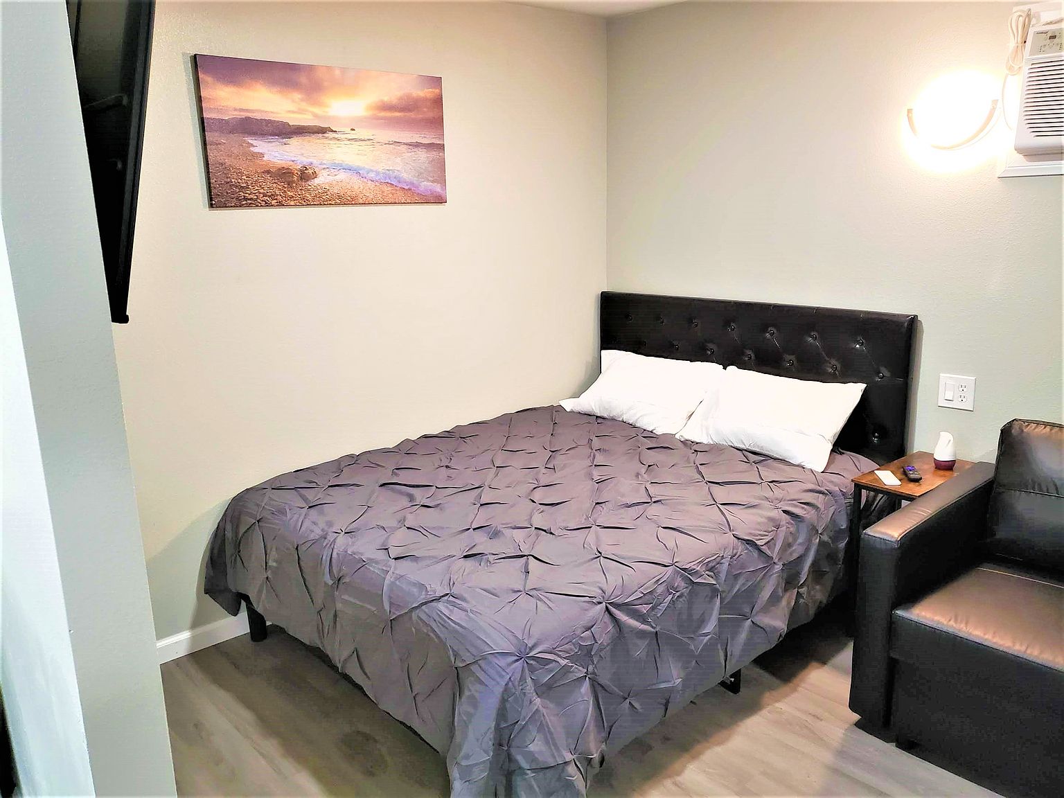 4646 Home Ave photo 4