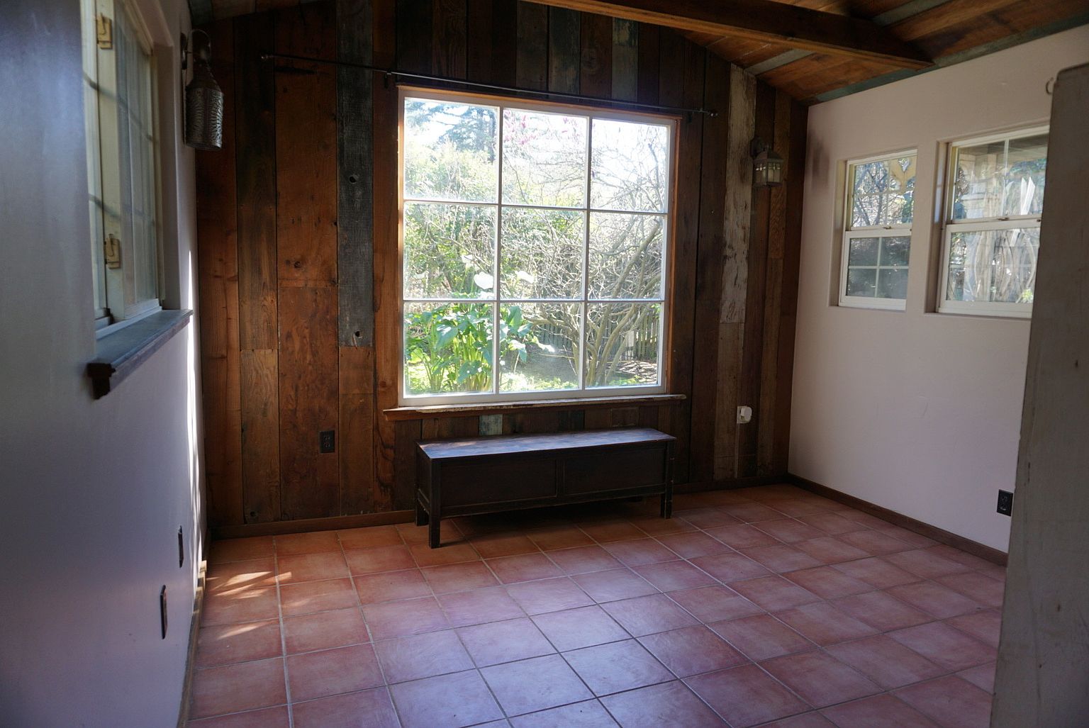 710 Del Valle photo 5