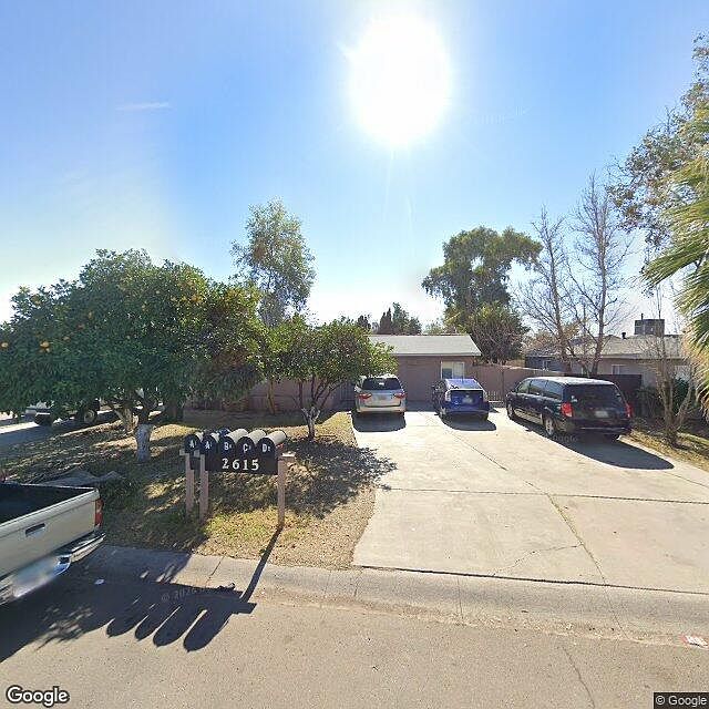 2615 W Morten Ave photo 2