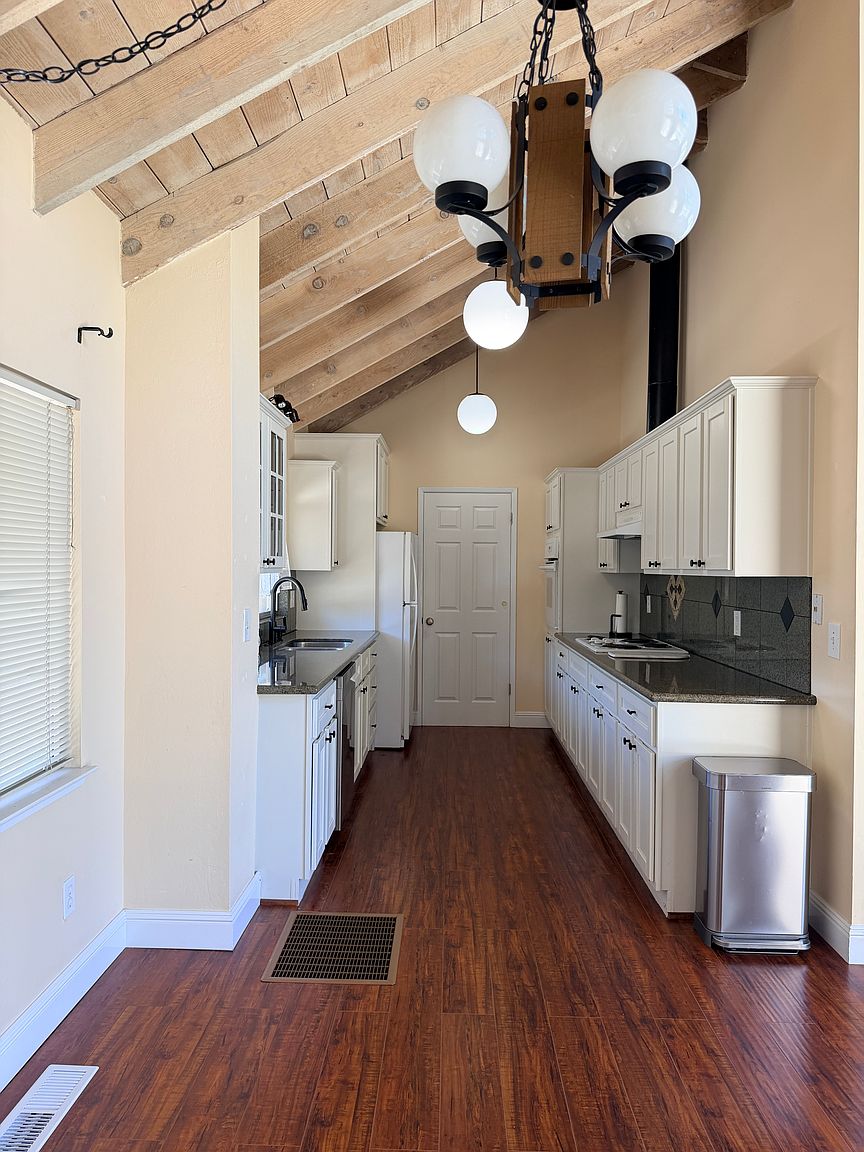 115 Wingfoot Ct photo 4