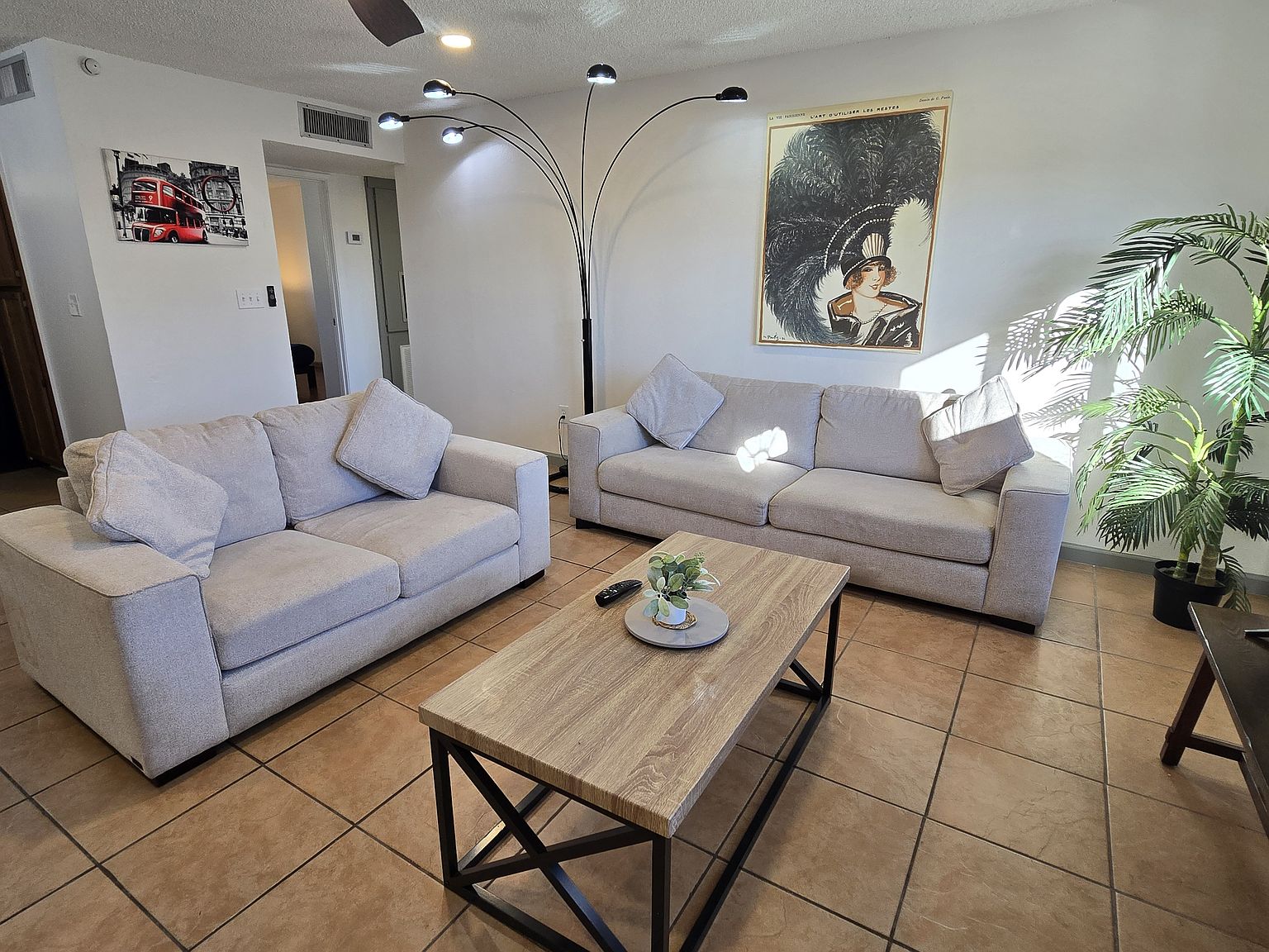 8130 N 33rd Dr Phoenix, AZ 85051 photo 5