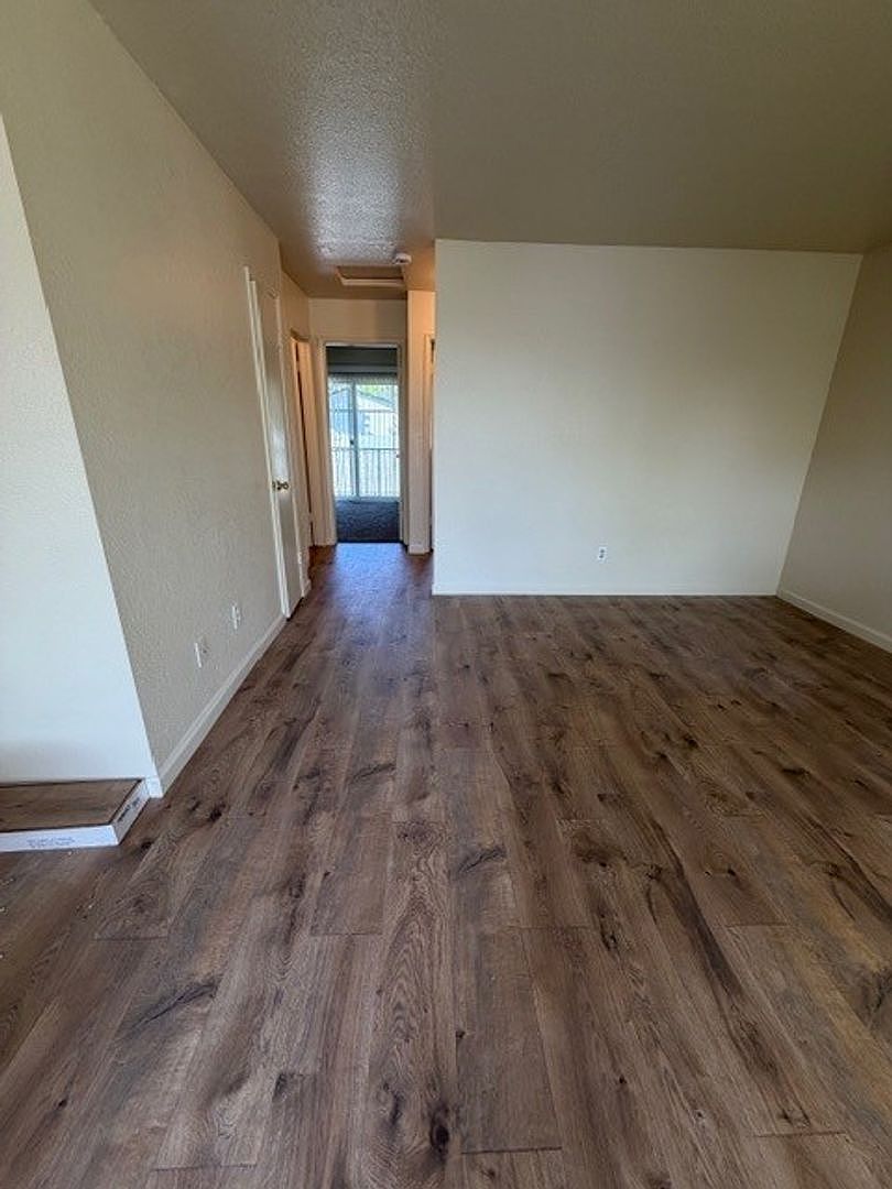 131 Alaska Ave unit 12 photo 5