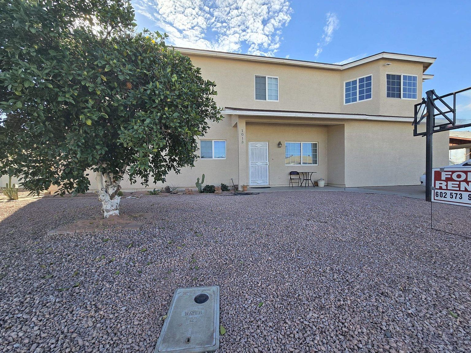 1013 E Glade Ave photo 3