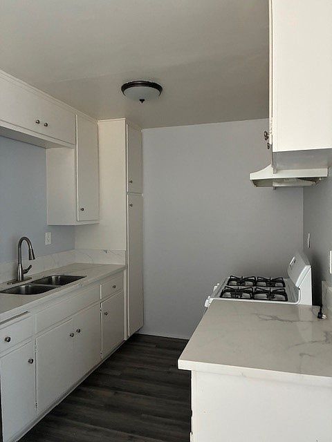 4019 46th St photo 4