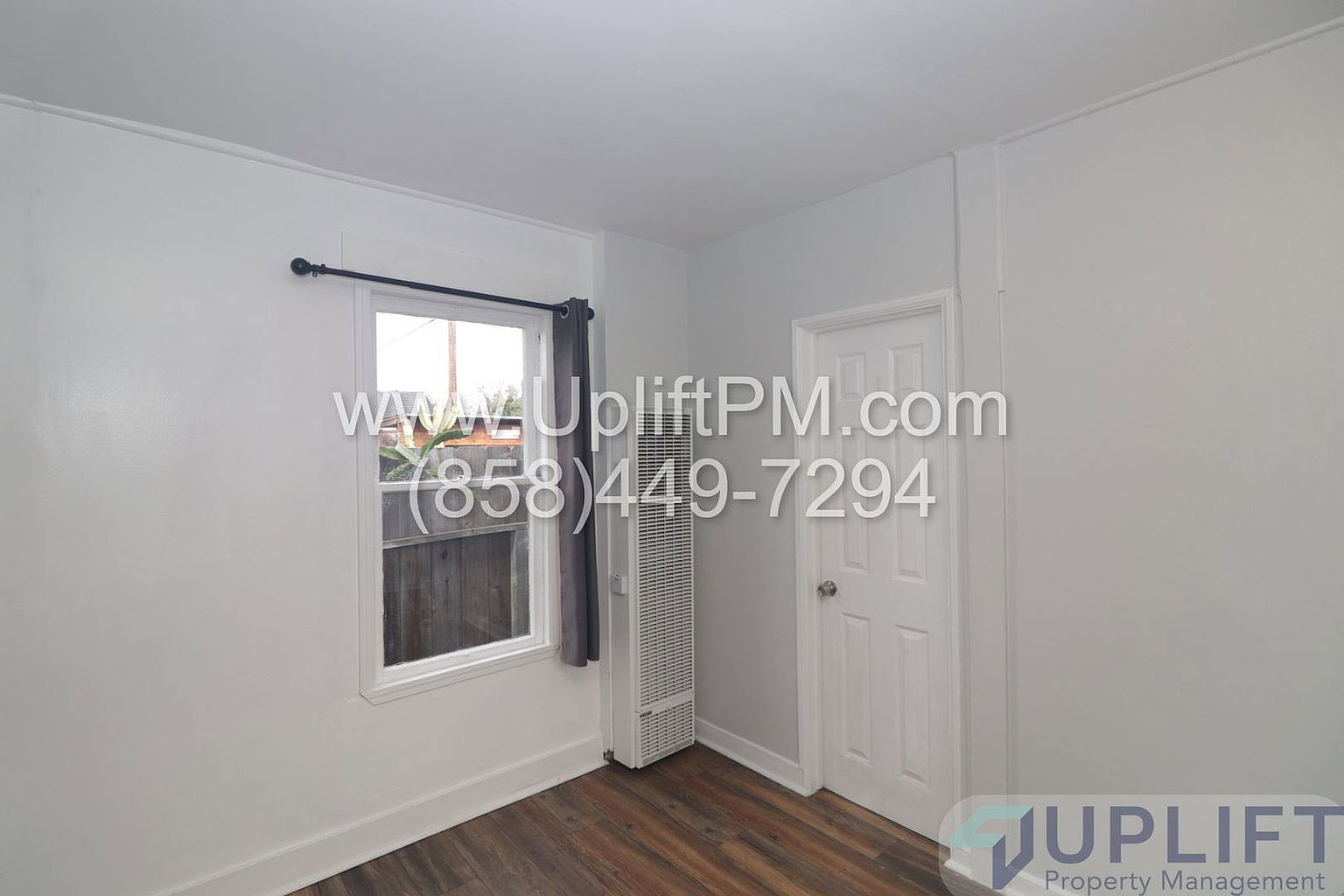 3637 1/2 36th St photo 5